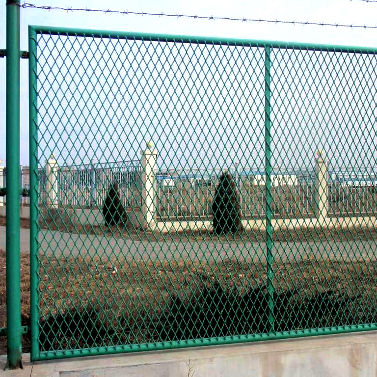 江蘇港口護(hù)欄網(wǎng)安全性能高