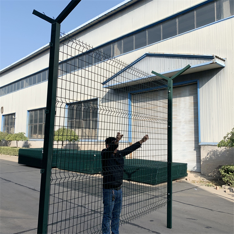 上海機(jī)場(chǎng)防護(hù)網(wǎng) 機(jī)場(chǎng)圍欄網(wǎng)廠家 圍界網(wǎng)價(jià)格